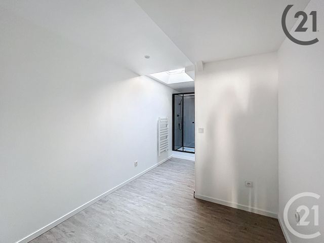 Appartement F1 bis à louer - 2 pièces - 38.4 m2 - BRAY SUR SEINE - 77 - ILE-DE-FRANCE - Century 21 Martinot Immobilier