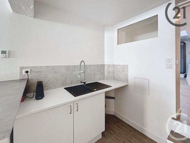 Appartement F1 bis à louer - 2 pièces - 38.4 m2 - BRAY SUR SEINE - 77 - ILE-DE-FRANCE - Century 21 Martinot Immobilier