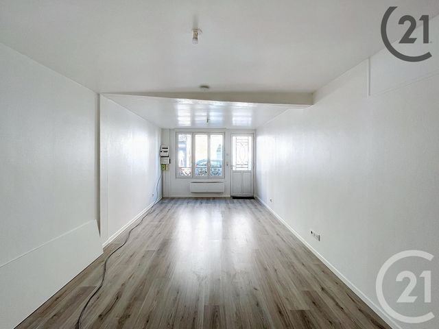 Appartement F1 bis à louer - 2 pièces - 38.4 m2 - BRAY SUR SEINE - 77 - ILE-DE-FRANCE - Century 21 Martinot Immobilier