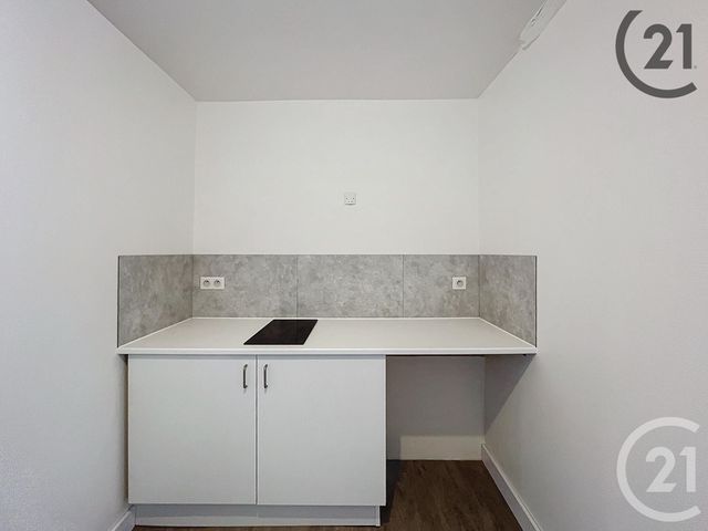 Appartement F1 bis à louer - 2 pièces - 38.4 m2 - BRAY SUR SEINE - 77 - ILE-DE-FRANCE - Century 21 Martinot Immobilier