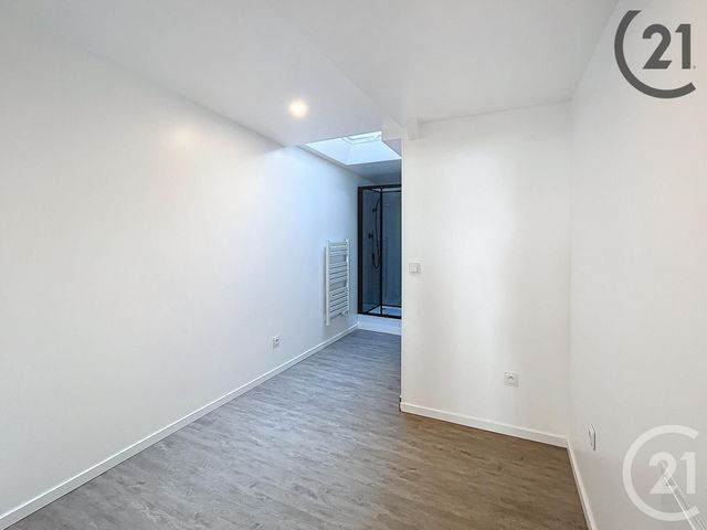 Appartement F1 bis à louer - 2 pièces - 38.4 m2 - BRAY SUR SEINE - 77 - ILE-DE-FRANCE - Century 21 Martinot Immobilier