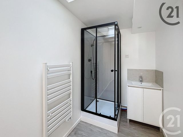 Appartement F1 bis à louer - 2 pièces - 38.4 m2 - BRAY SUR SEINE - 77 - ILE-DE-FRANCE - Century 21 Martinot Immobilier