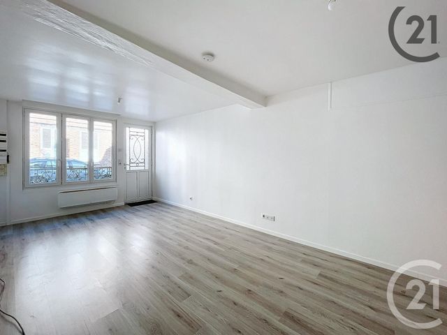 Appartement F1 bis à louer - 2 pièces - 38.4 m2 - BRAY SUR SEINE - 77 - ILE-DE-FRANCE - Century 21 Martinot Immobilier