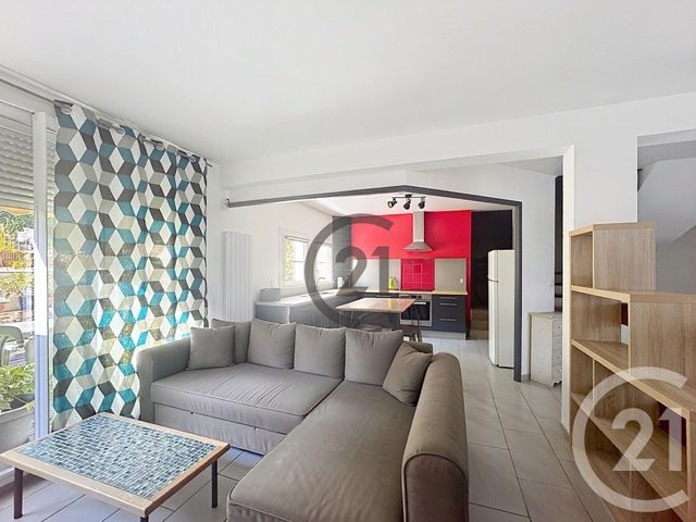 maison à vendre - 4 pièces - 94.04 m2 - MONTEREAU FAULT YONNE - 77 - ILE-DE-FRANCE - Century 21 Martinot Immobilier