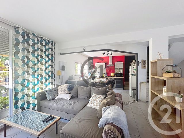 maison à vendre - 4 pièces - 94.04 m2 - MONTEREAU FAULT YONNE - 77 - ILE-DE-FRANCE - Century 21 Martinot Immobilier