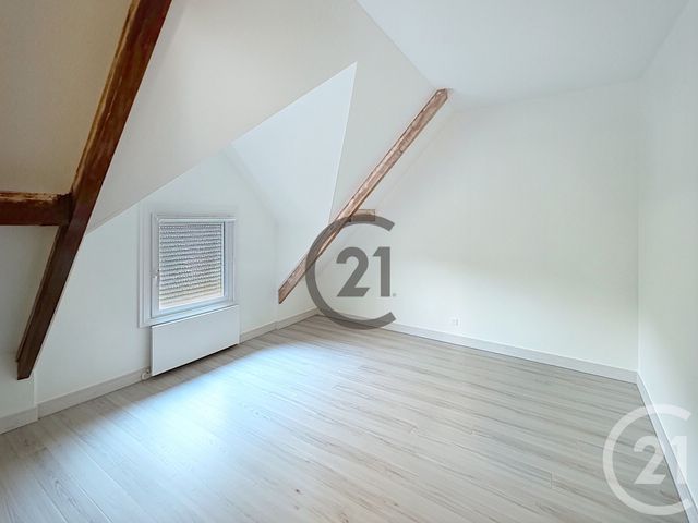maison à vendre - 4 pièces - 94.04 m2 - MONTEREAU FAULT YONNE - 77 - ILE-DE-FRANCE - Century 21 Martinot Immobilier