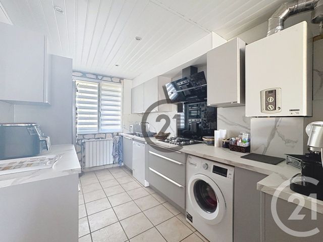 maison à vendre - 4 pièces - 78.03 m2 - CHAMPAGNE SUR SEINE - 77 - ILE-DE-FRANCE - Century 21 Martinot Immobilier
