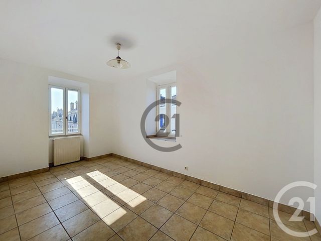 Appartement F3 à vendre - 3 pièces - 57.1 m2 - MONTEREAU FAULT YONNE - 77 - ILE-DE-FRANCE - Century 21 Martinot Immobilier