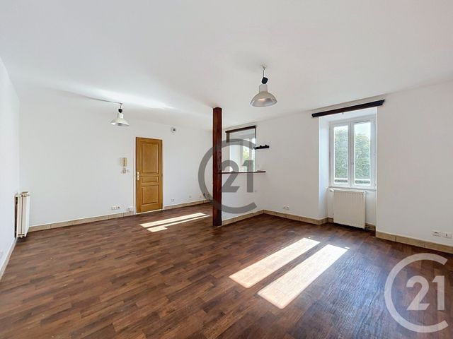 Appartement F3 à vendre - 3 pièces - 57.1 m2 - MONTEREAU FAULT YONNE - 77 - ILE-DE-FRANCE - Century 21 Martinot Immobilier