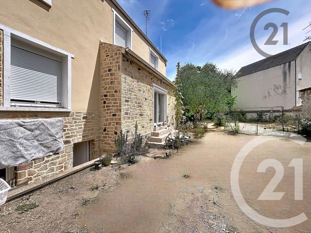 maison à louer - 5 pièces - 116.0 m2 - MONTEREAU FAULT YONNE - 77 - ILE-DE-FRANCE - Century 21 Martinot Immobilier