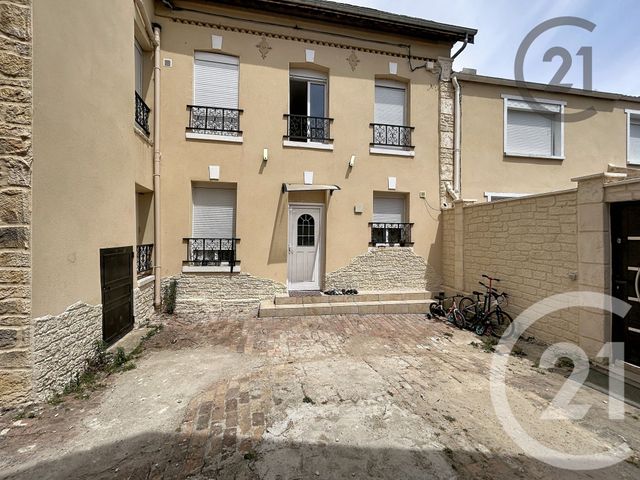 maison à louer - 5 pièces - 116.0 m2 - MONTEREAU FAULT YONNE - 77 - ILE-DE-FRANCE - Century 21 Martinot Immobilier