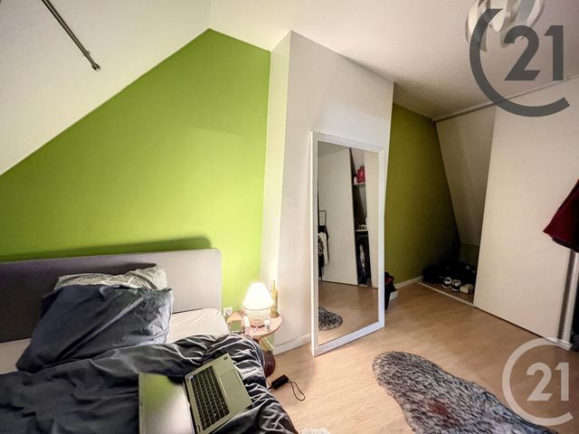 Appartement F2 à louer - 2 pièces - 32.0 m2 - MONTEREAU FAULT YONNE - 77 - ILE-DE-FRANCE - Century 21 Martinot Immobilier
