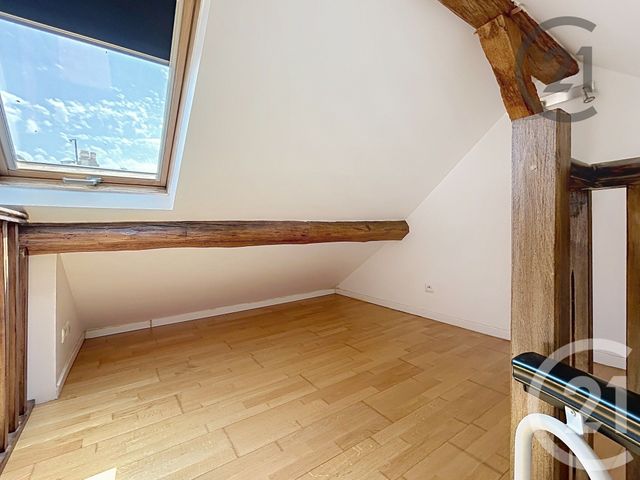 Appartement à louer - 2 pièces - 41.0 m2 - MONTEREAU FAULT YONNE - 77 - ILE-DE-FRANCE - Century 21 Martinot Immobilier