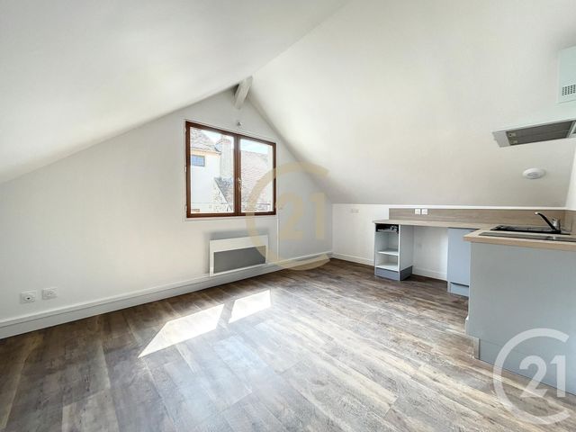 Appartement F1 à louer - 1 pièce - 18.0 m2 - MONTEREAU FAULT YONNE - 77 - ILE-DE-FRANCE - Century 21 Martinot Immobilier
