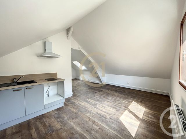 Appartement F1 à louer - 1 pièce - 18.0 m2 - MONTEREAU FAULT YONNE - 77 - ILE-DE-FRANCE - Century 21 Martinot Immobilier