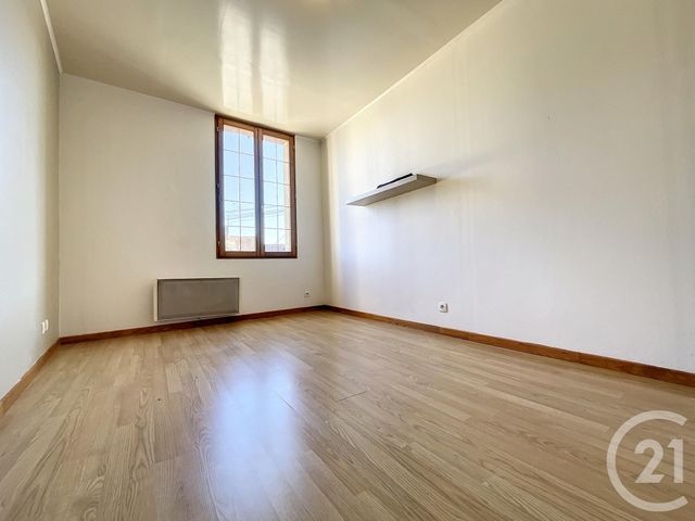 maison à louer - 3 pièces - 73.21 m2 - VILLENEUVE LES BORDES - 77 - ILE-DE-FRANCE - Century 21 Martinot Immobilier
