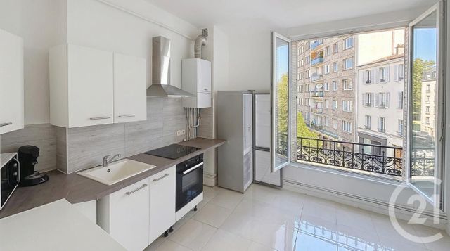 Appartement F3 à louer - 3 pièces - 68.54 m2 - MONTEREAU FAULT YONNE - 77 - ILE-DE-FRANCE - Century 21 Martinot Immobilier