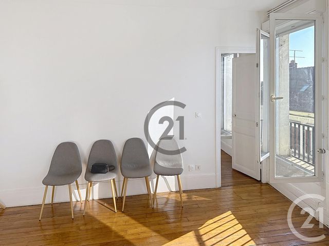Appartement F3 à louer - 3 pièces - 68.54 m2 - MONTEREAU FAULT YONNE - 77 - ILE-DE-FRANCE - Century 21 Martinot Immobilier