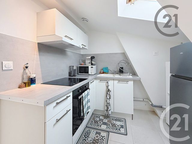 Appartement F3 à louer - 3 pièces - 51.22 m2 - MONTEREAU FAULT YONNE - 77 - ILE-DE-FRANCE - Century 21 Martinot Immobilier