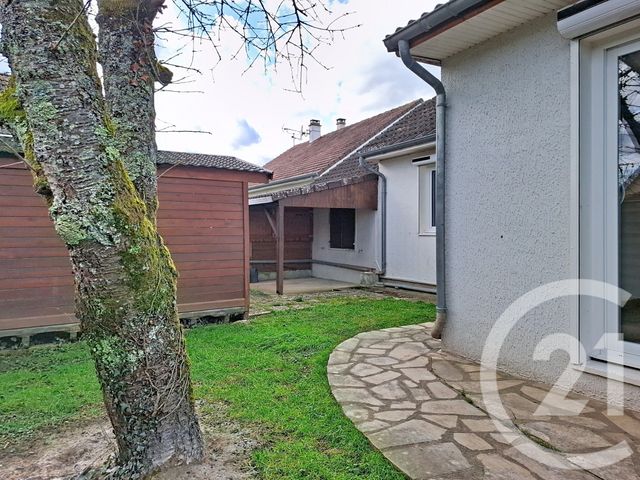 maison à vendre - 4 pièces - 97.0 m2 - LE CHATELET EN BRIE - 77 - ILE-DE-FRANCE - Century 21 Martinot Immobilier