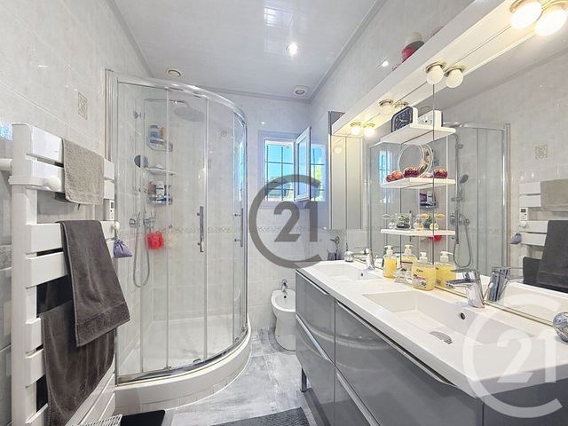 maison à vendre - 4 pièces - 74.0 m2 - CANNES ECLUSE - 77 - ILE-DE-FRANCE - Century 21 Martinot Immobilier