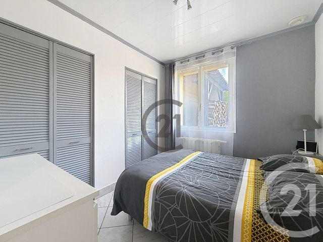 maison à vendre - 4 pièces - 74.0 m2 - CANNES ECLUSE - 77 - ILE-DE-FRANCE - Century 21 Martinot Immobilier