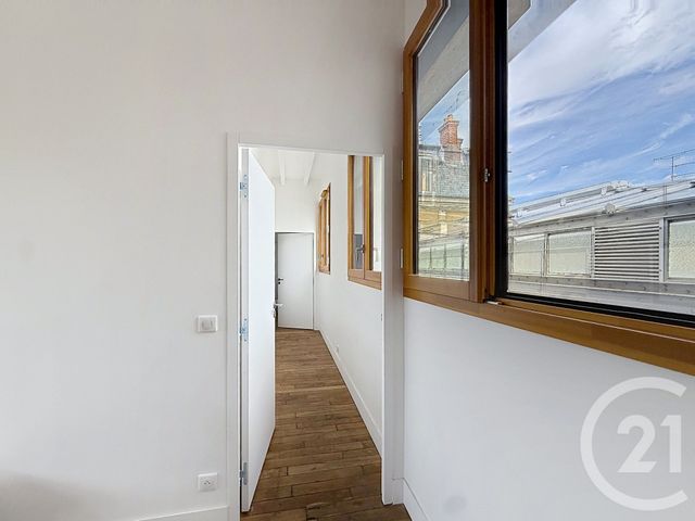 Appartement F3 à louer - 3 pièces - 77.71 m2 - MONTEREAU FAULT YONNE - 77 - ILE-DE-FRANCE - Century 21 Martinot Immobilier