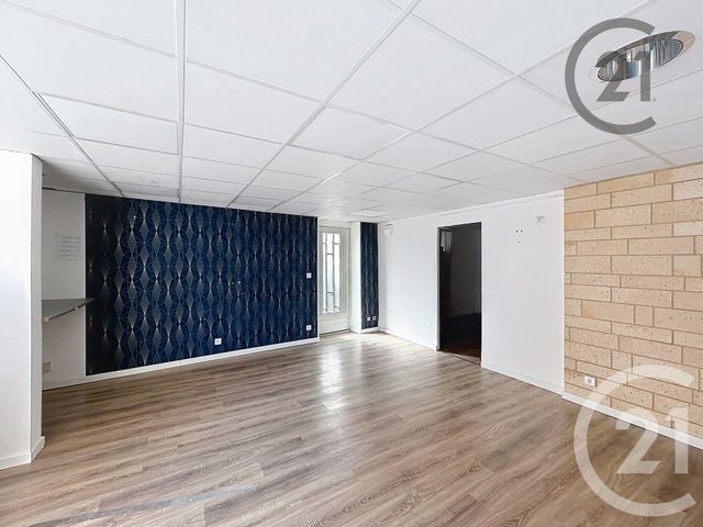 commerce à louer - 50.0 m2 - MONTEREAU FAULT YONNE - 77 - ILE-DE-FRANCE - Century 21 Martinot Immobilier