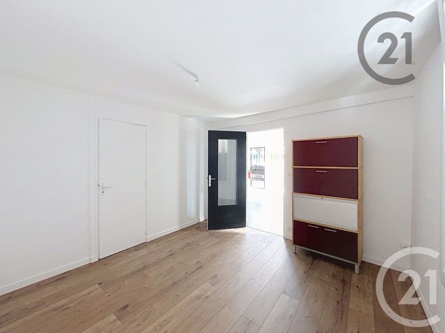 commerce à louer - 50.0 m2 - MONTEREAU FAULT YONNE - 77 - ILE-DE-FRANCE - Century 21 Martinot Immobilier