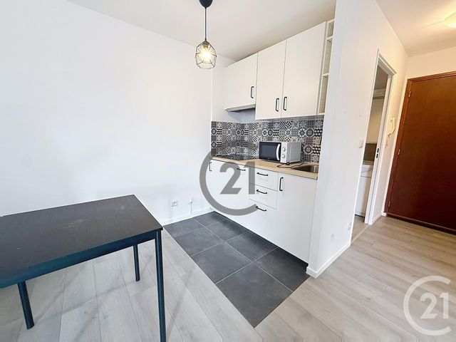 Appartement F1 à louer - 1 pièce - 26.98 m2 - MONTEREAU FAULT YONNE - 77 - ILE-DE-FRANCE - Century 21 Martinot Immobilier