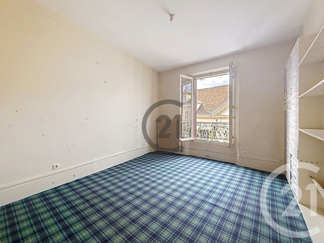 Appartement F2 à vendre - 2 pièces - 64.32 m2 - MONTEREAU FAULT YONNE - 77 - ILE-DE-FRANCE - Century 21 Martinot Immobilier