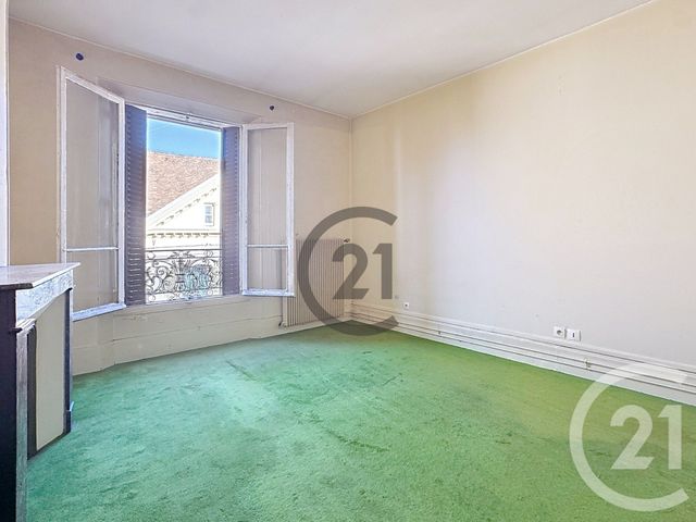 Appartement F2 à vendre - 2 pièces - 64.32 m2 - MONTEREAU FAULT YONNE - 77 - ILE-DE-FRANCE - Century 21 Martinot Immobilier