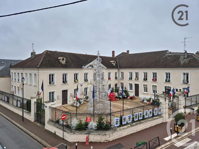 Appartement F1 à louer - 1 pièce - 22.22 m2 - MONTEREAU FAULT YONNE - 77 - ILE-DE-FRANCE - Century 21 Martinot Immobilier