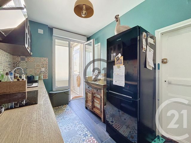 maison à vendre - 5 pièces - 96.67 m2 - MONTEREAU FAULT YONNE - 77 - ILE-DE-FRANCE - Century 21 Martinot Immobilier