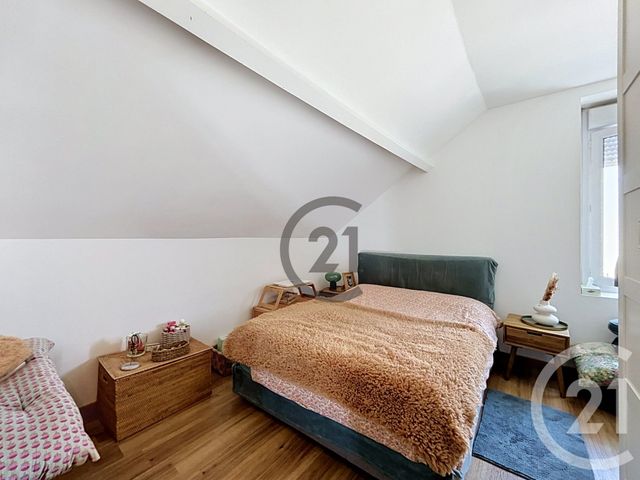 maison à vendre - 5 pièces - 96.67 m2 - MONTEREAU FAULT YONNE - 77 - ILE-DE-FRANCE - Century 21 Martinot Immobilier