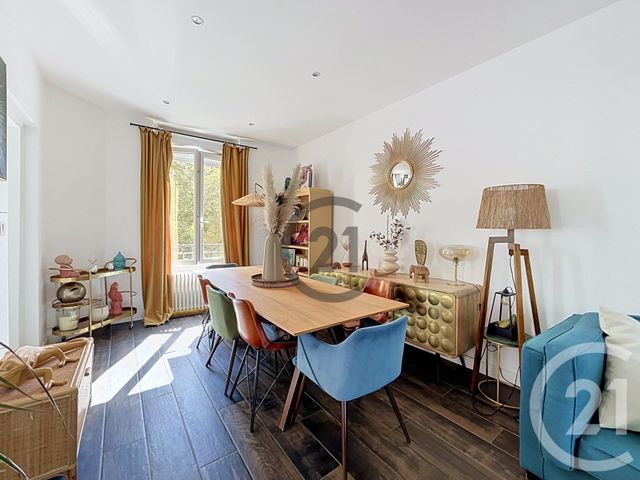 maison à vendre - 5 pièces - 96.67 m2 - MONTEREAU FAULT YONNE - 77 - ILE-DE-FRANCE - Century 21 Martinot Immobilier