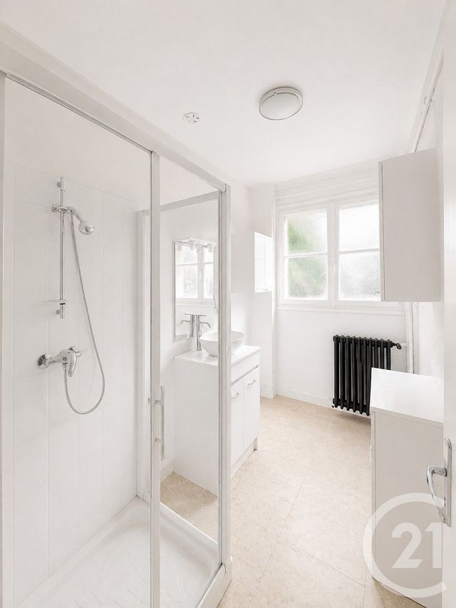 Appartement F3 à vendre - 3 pièces - 62.2 m2 - MONTEREAU FAULT YONNE - 77 - ILE-DE-FRANCE - Century 21 Martinot Immobilier