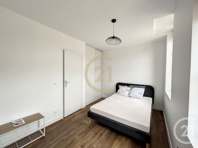 Appartement à louer - 2 pièces - 29.12 m2 - MONTEREAU FAULT YONNE - 77 - ILE-DE-FRANCE - Century 21 Martinot Immobilier