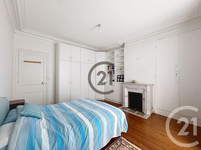 Appartement F3 à vendre - 3 pièces - 70.21 m2 - MONTEREAU FAULT YONNE - 77 - ILE-DE-FRANCE - Century 21 Martinot Immobilier