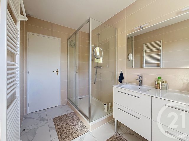 maison à vendre - 4 pièces - 78.2 m2 - MONTEREAU FAULT YONNE - 77 - ILE-DE-FRANCE - Century 21 Martinot Immobilier