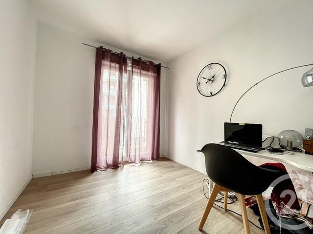 Appartement F3 à vendre - 3 pièces - 72.0 m2 - MONTEREAU FAULT YONNE - 77 - ILE-DE-FRANCE - Century 21 Martinot Immobilier