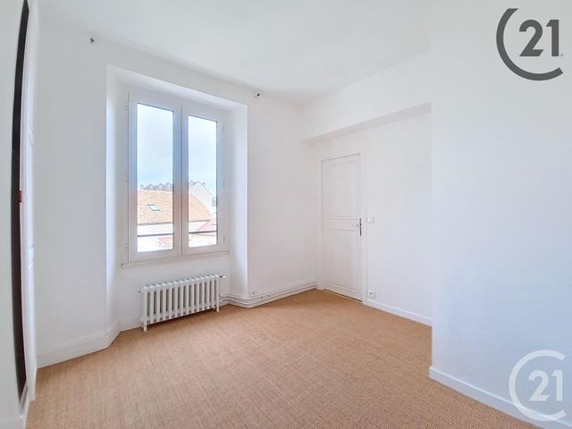 Appartement F2 à vendre - 2 pièces - 50.7 m2 - MONTEREAU FAULT YONNE - 77 - ILE-DE-FRANCE - Century 21 Martinot Immobilier