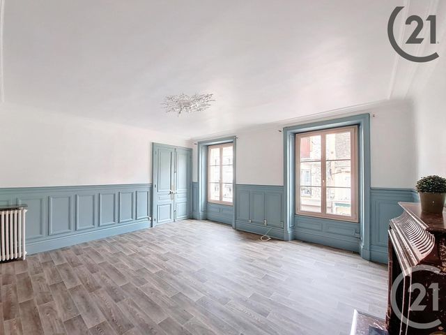 Appartement F2 à vendre - 2 pièces - 50.7 m2 - MONTEREAU FAULT YONNE - 77 - ILE-DE-FRANCE - Century 21 Martinot Immobilier